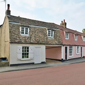Holiday home The Holts - Charming 2 Bed, Cambridge (Cambridgeshire)