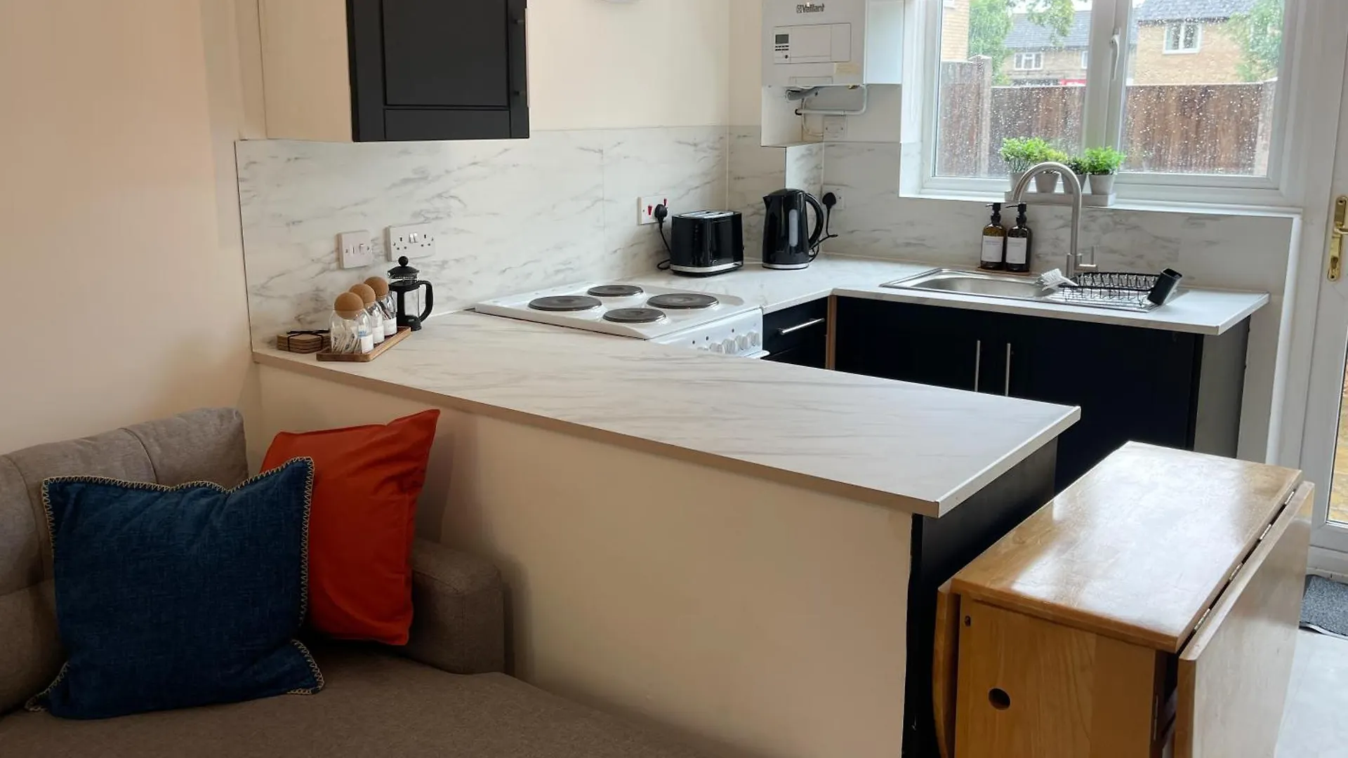 Cute & Spacious 1 Bed House By Station And River Cambridge  Cambridge (Cambridgeshire)
